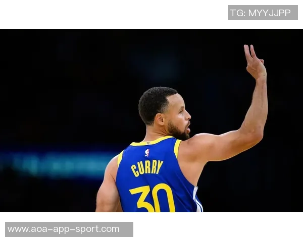 勇士半场领先爵士库里复出表现亮眼穆迪乔治助力球队争胜